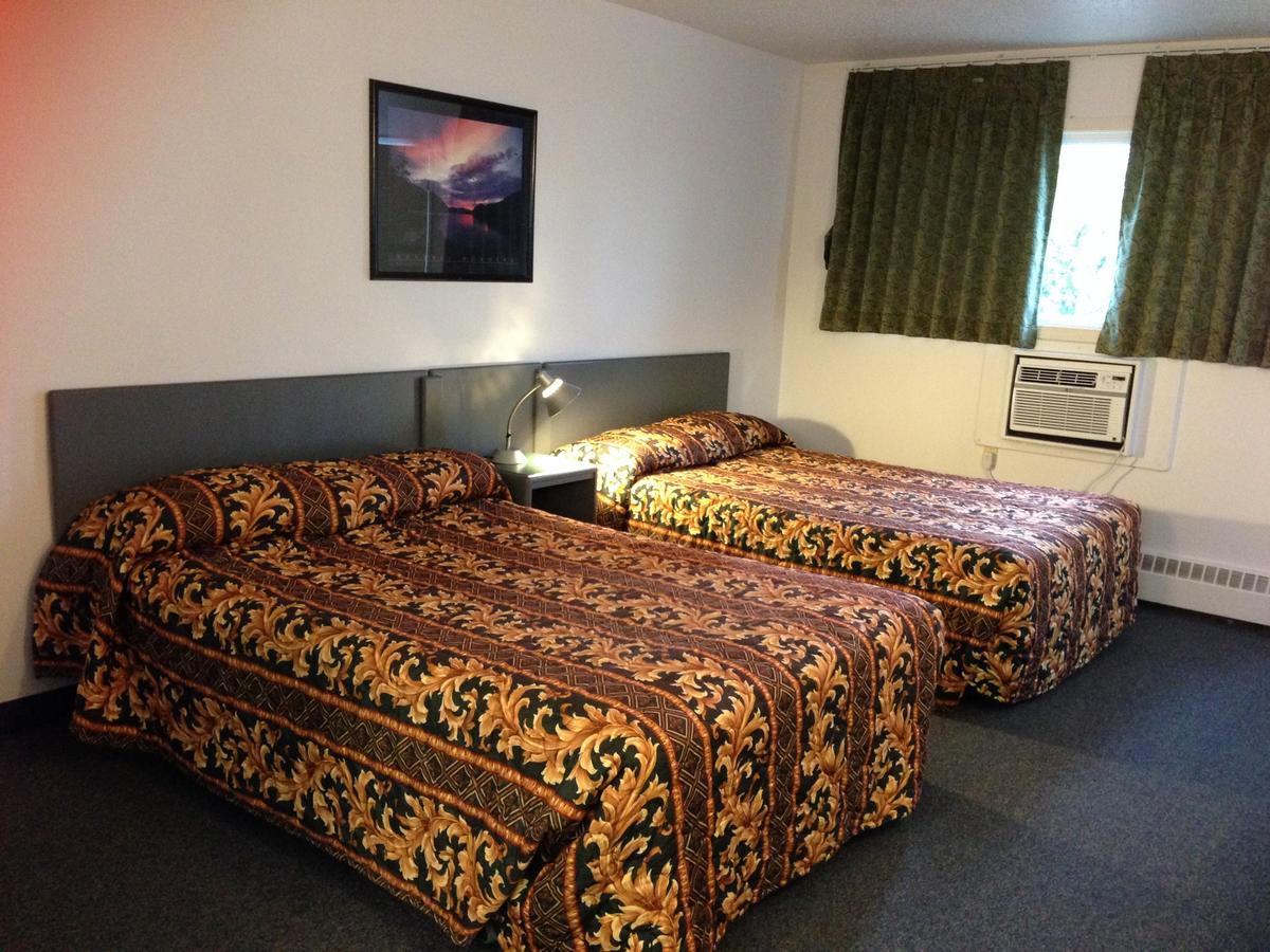 Plains Motor Inn Stettler Exterior photo