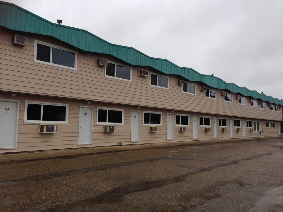 Plains Motor Inn Stettler Exterior photo